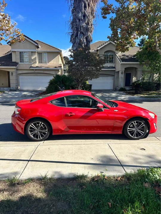 2013 Scion FR-S - Image 8 of 14