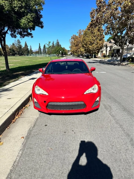 2013 Scion FR-S - Image 2 of 14