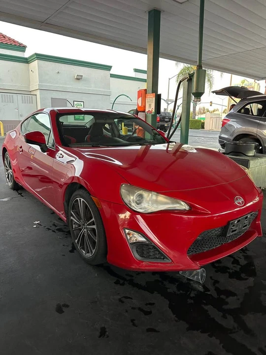 2013 Scion FR-S - Image 2 of 14