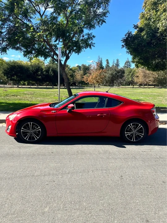 2013 Scion FR-S - Image 4 of 14