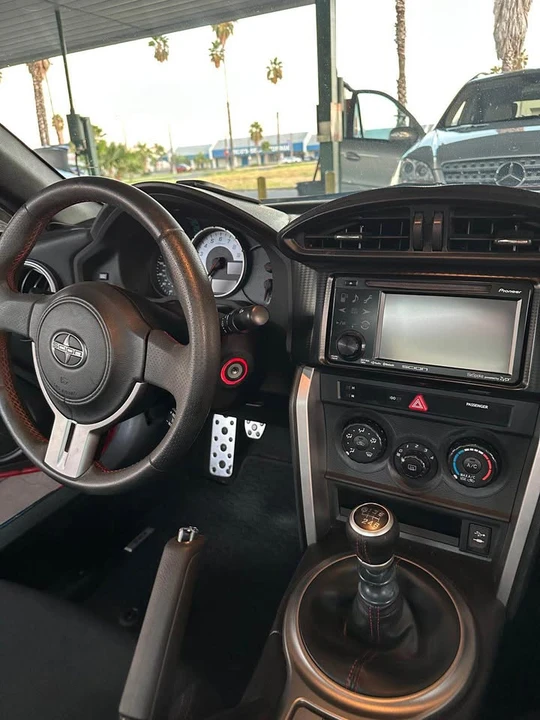 2013 Scion FR-S - Image 9 of 14