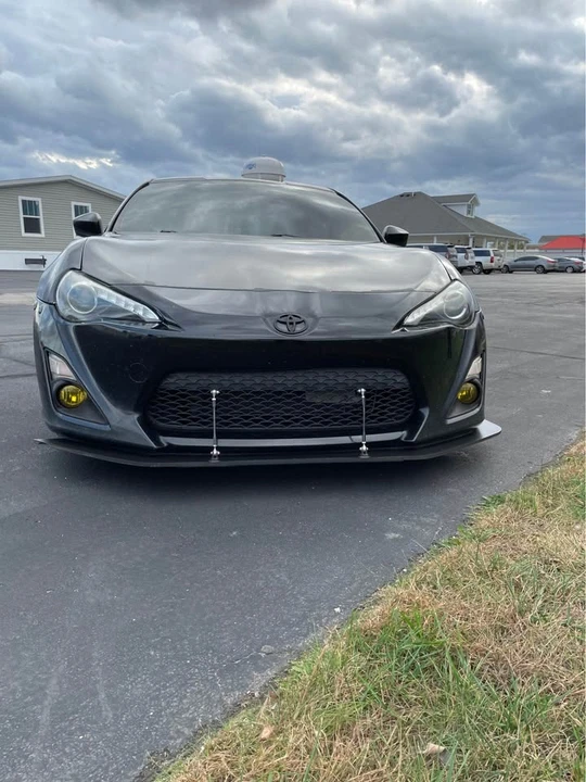 2013 Scion FR-S - Image 2 of 13