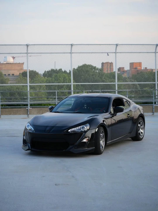 2013 Scion FR-S - Image 2 of 5