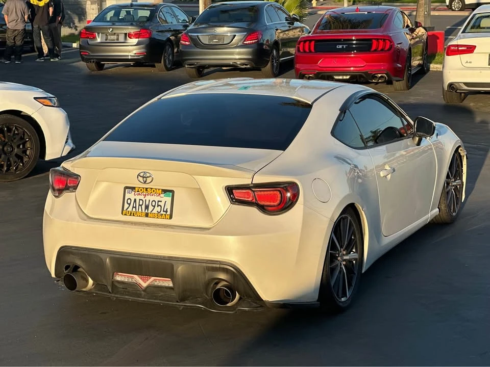 2013 Scion FR-S - Image 6 of 12