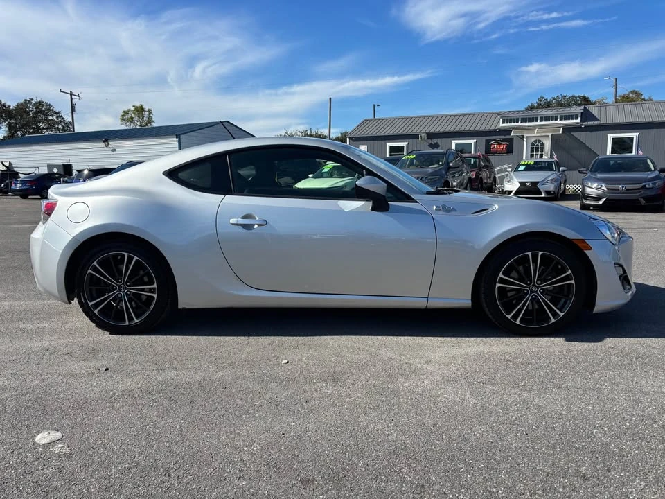 2013 Scion FR-S - Image 7 of 18