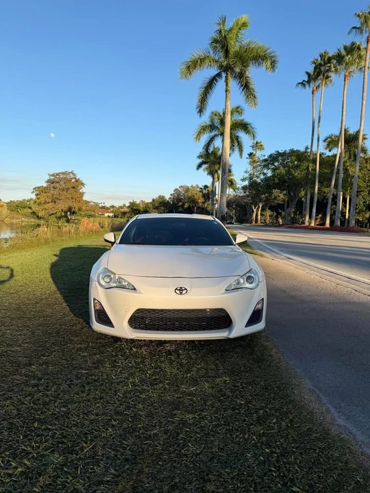 2013 Scion FR-S - Image 8 of 10