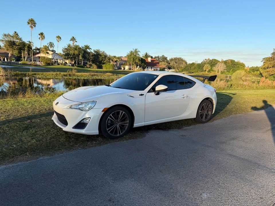 2013 Scion FR-S - Image 10 of 10
