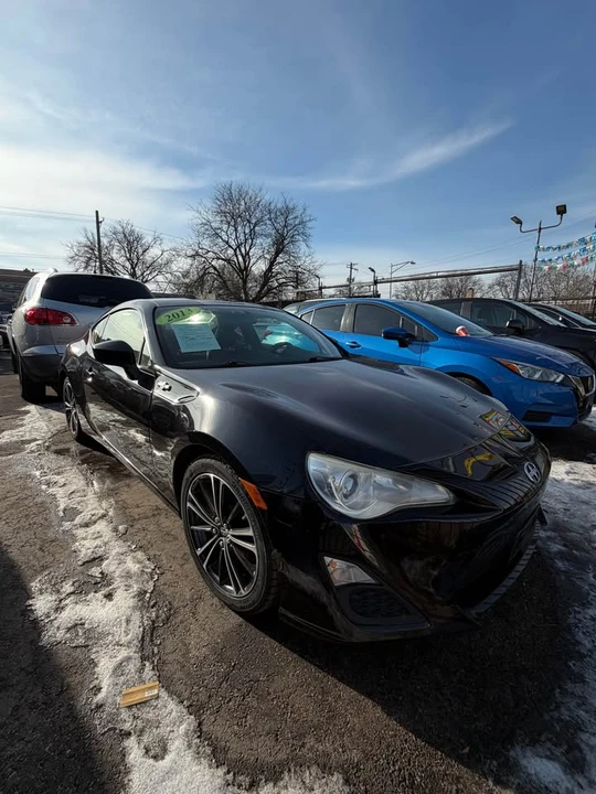 2013 Scion FR-S - Image 2 of 9