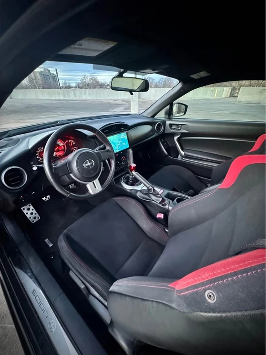 2013 Scion FR-S - Image 10 of 11