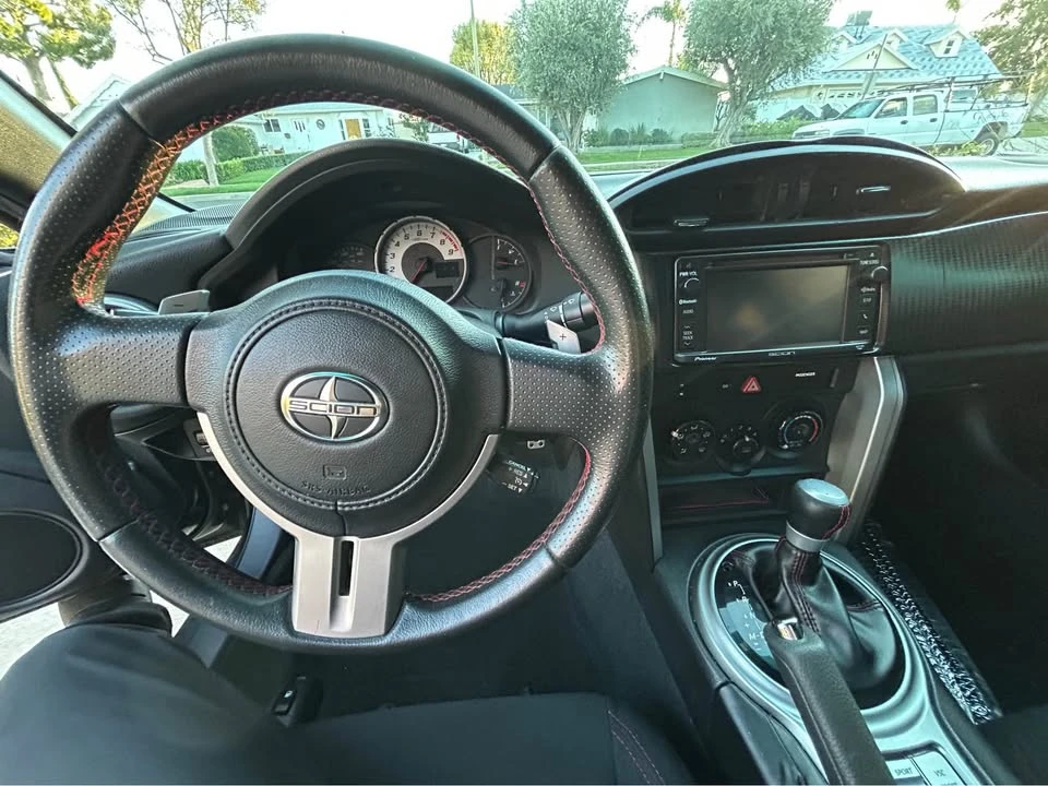 2013 Scion FR-S - Image 8 of 16