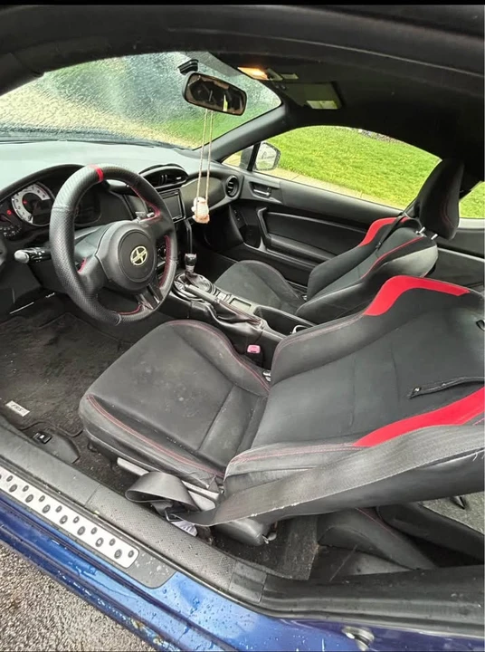 2013 Scion FR-S - Image 5 of 7