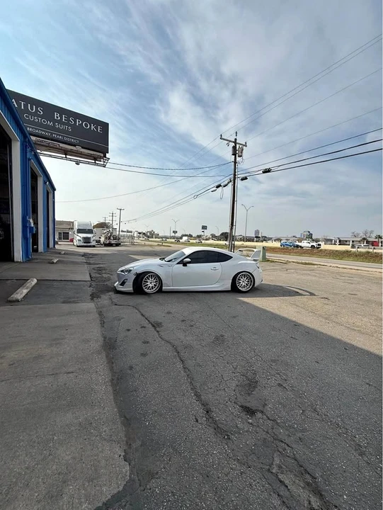 2013 Scion FR-S - Image 2 of 3