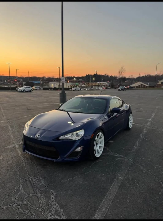 2013 Scion FR-S - Image 6 of 7