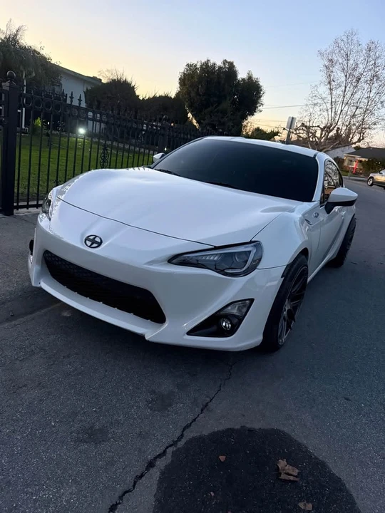 2013 Scion FR-S - Image 5 of 11
