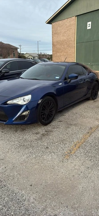 2013 Scion FR-S - Image 5 of 5