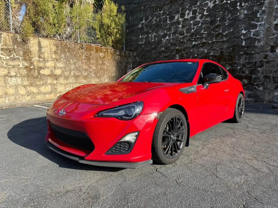 2013 Scion FR-S - Image 4 of 10