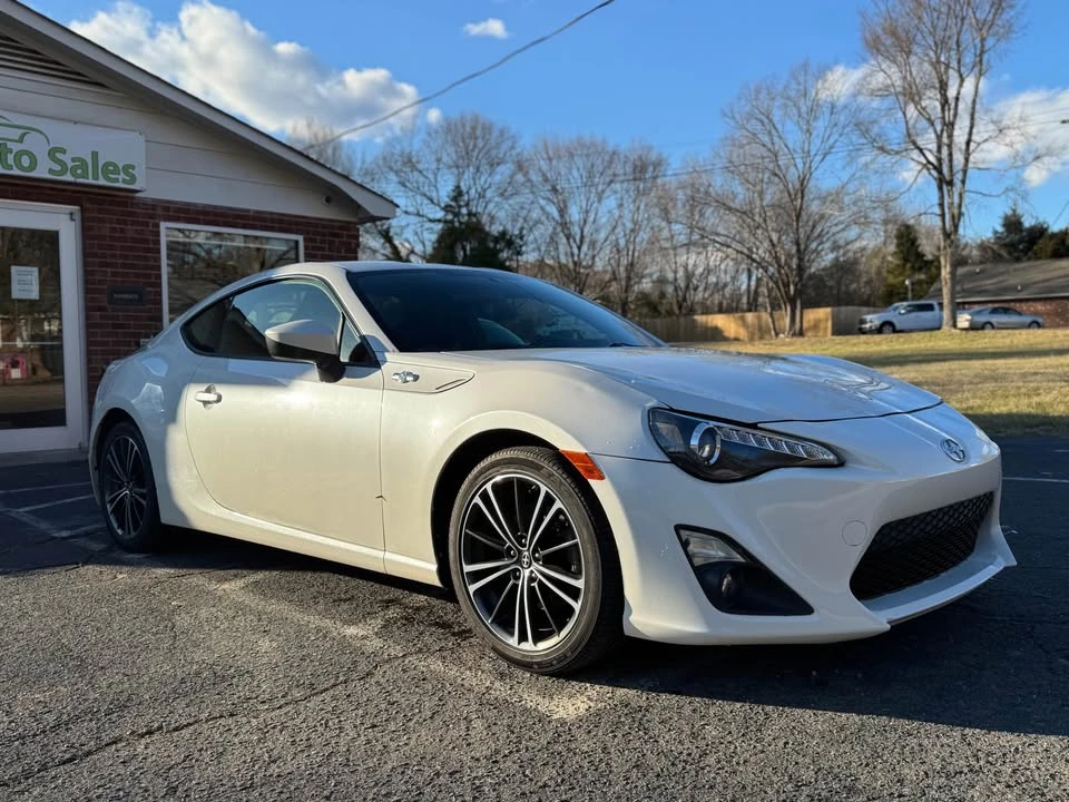 2013 Scion FR-S - Image 6 of 12