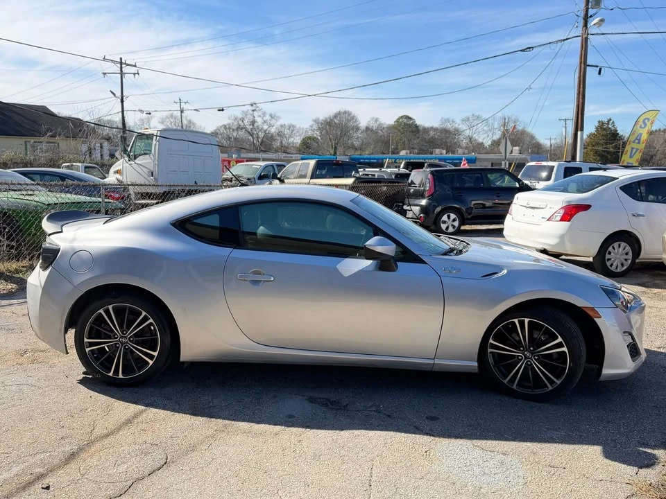 2013 Scion FR-S - Image 5 of 11