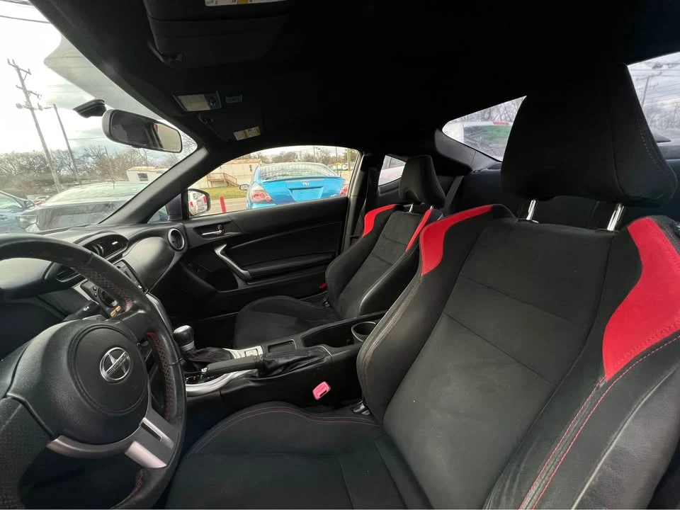 2013 Scion FR-S - Image 8 of 11