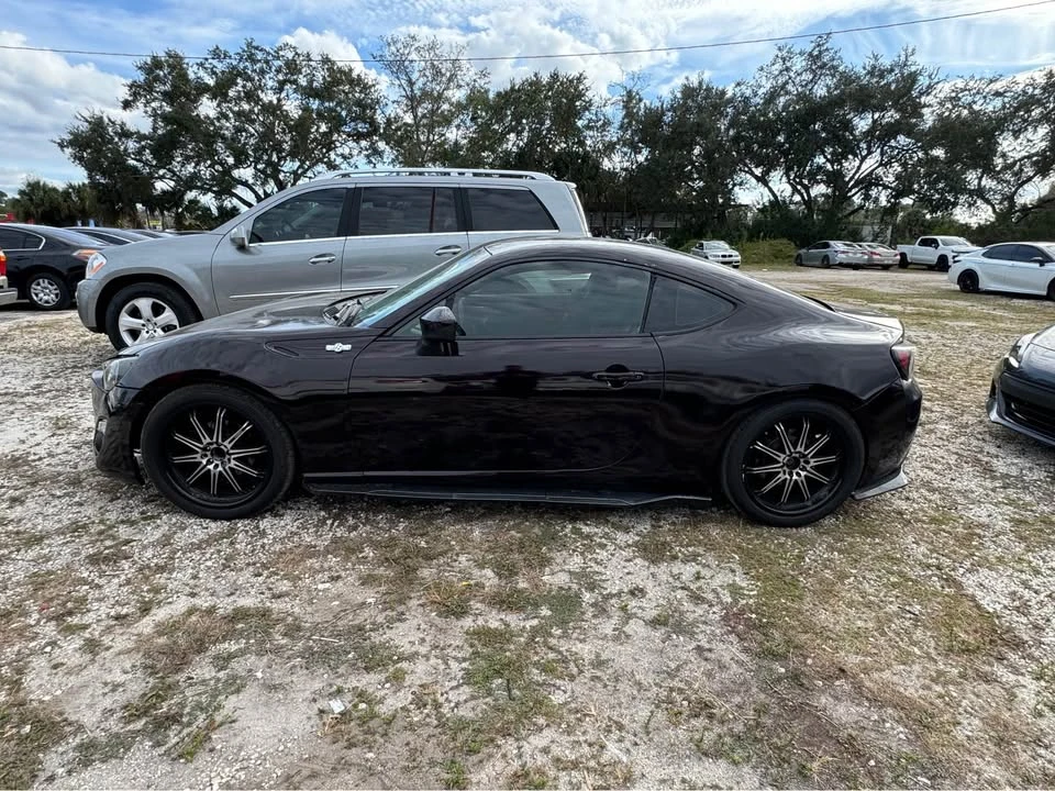 2013 Scion FR-S - Image 6 of 6