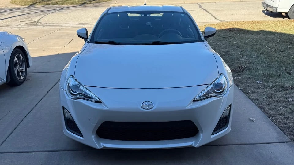 2013 Scion FR-S - Image 2 of 20