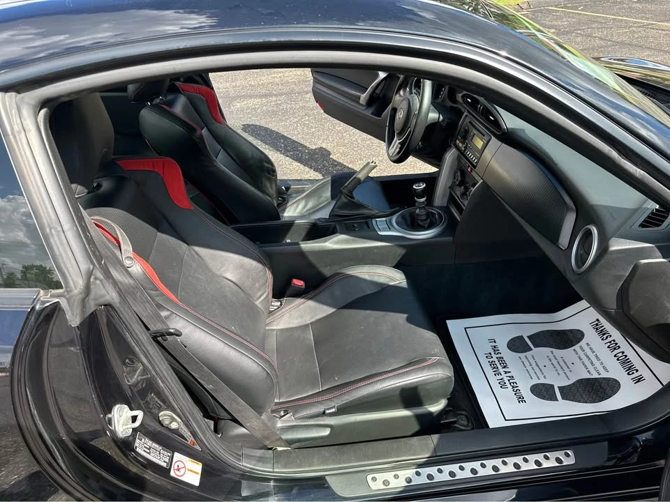 2013 Scion FR-S - Image 10 of 20