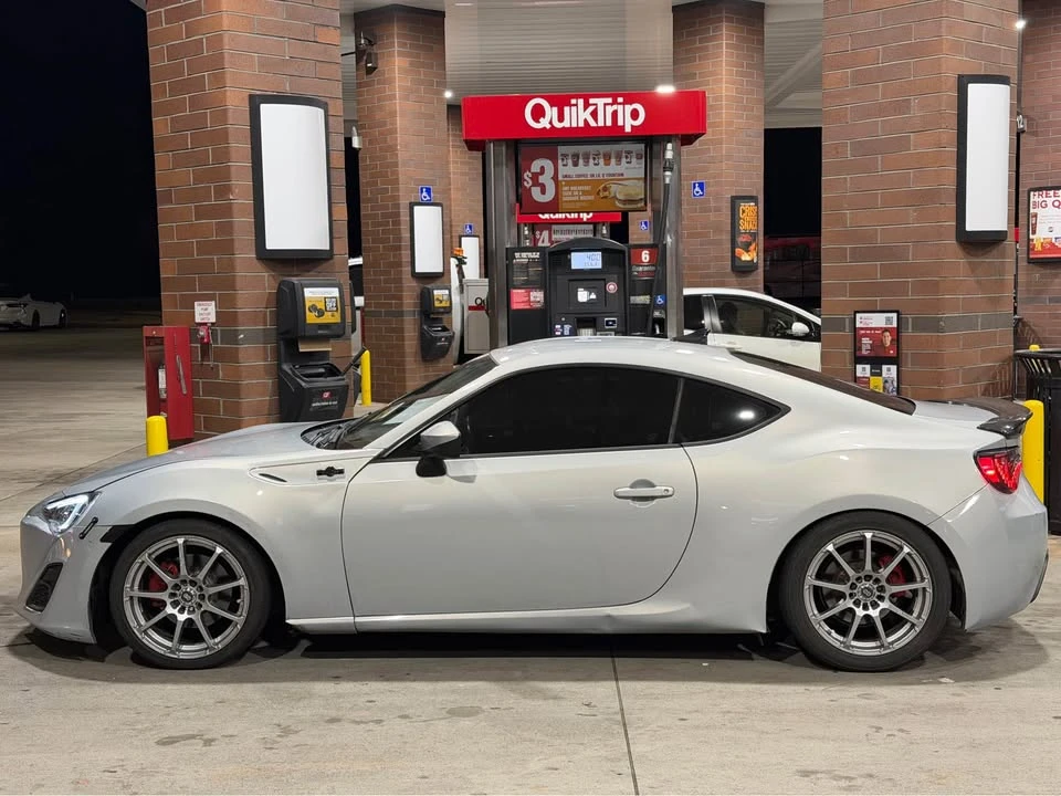 2013 Scion FR-S - Image 4 of 13