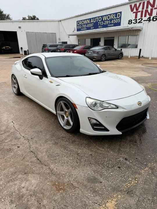 2013 Scion FR-S - Image 11 of 12