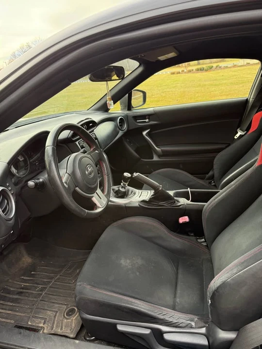 2013 Scion FR-S - Image 7 of 14