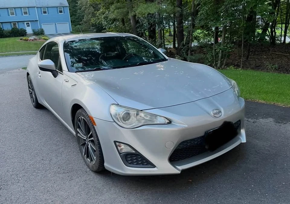 2013 Scion FR-S - Image 6 of 8