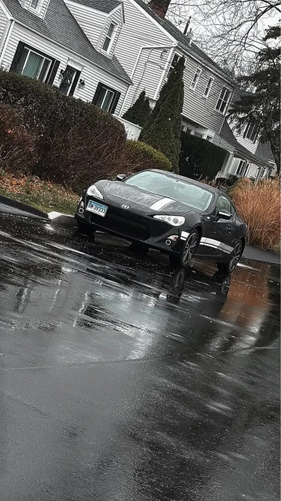 2013 Scion FR-S - Image 2 of 10