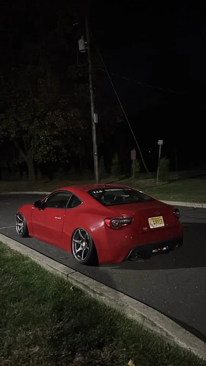 2013 Scion FR-S - Image 2 of 4