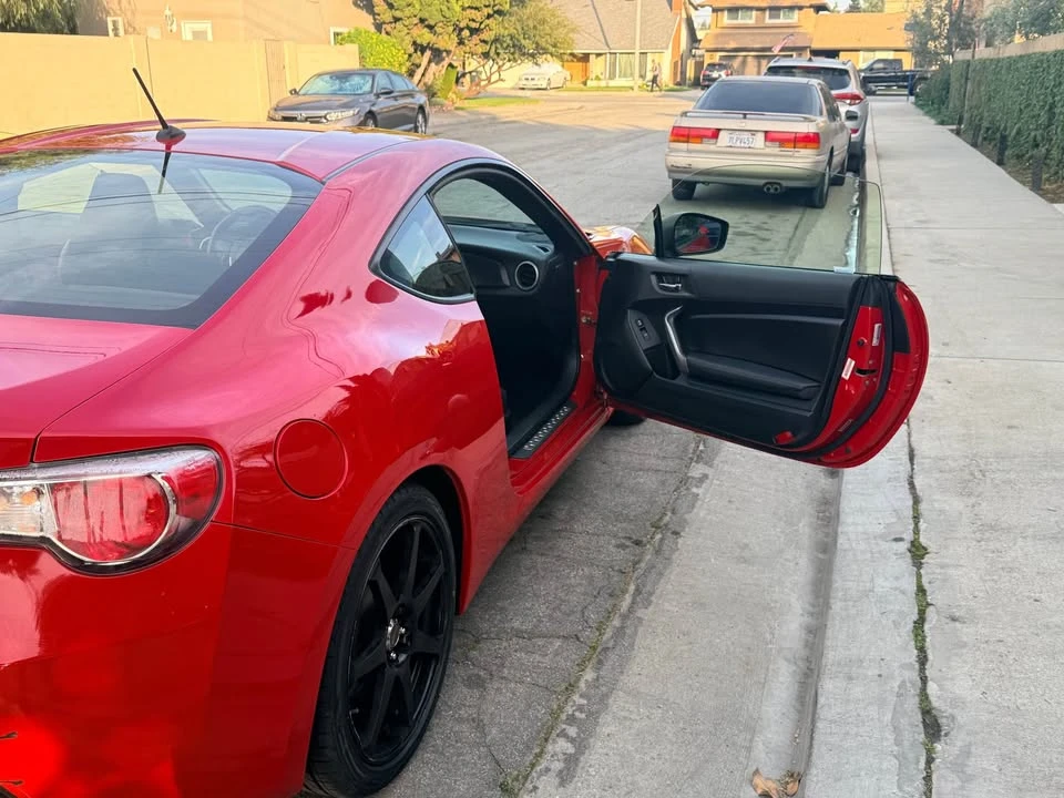 2013 Scion FR-S - Image 2 of 16