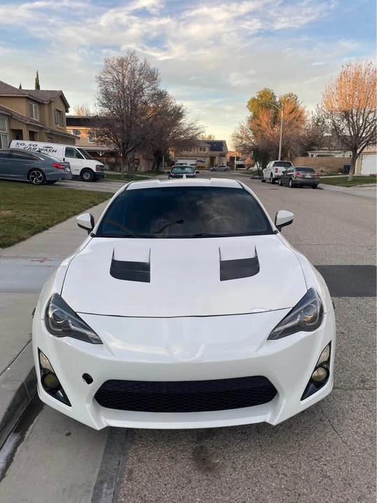 2013 Scion FR-S - Image 2 of 8