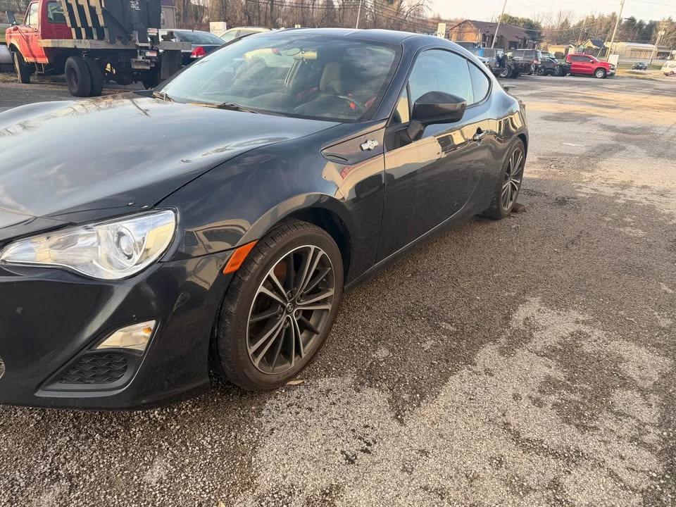 2013 Scion FR-S - Image 5 of 10
