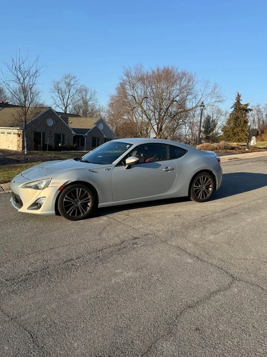 2013 Scion FR-S - Image 3 of 12