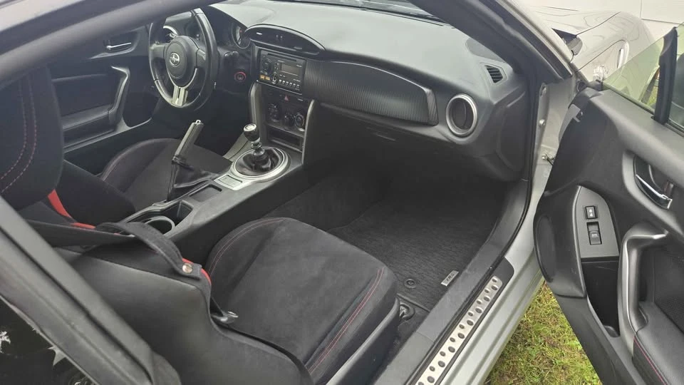 2013 Scion FR-S - Image 16 of 17