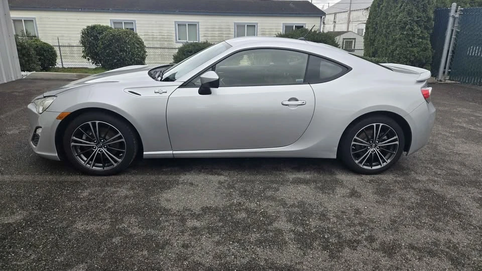 2013 Scion FR-S - Image 3 of 17