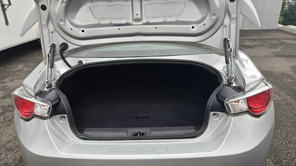 2013 Scion FR-S - Image 11 of 17