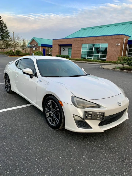 2013 Scion FR-S - Image 4 of 11