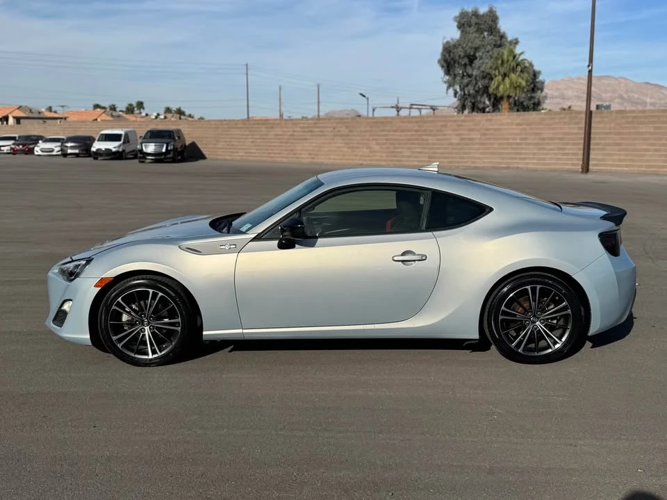 2013 Scion FR-S - Image 3 of 16
