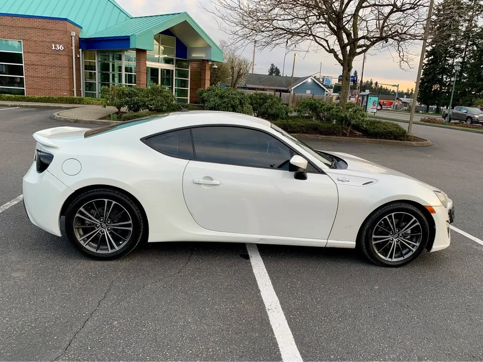 2013 Scion FR-S - Image 5 of 11