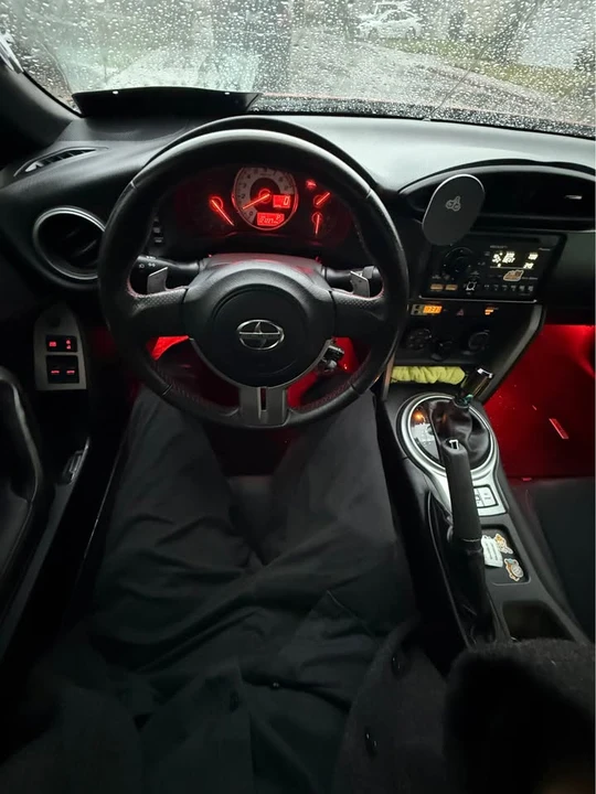2013 Scion FR-S - Image 8 of 9