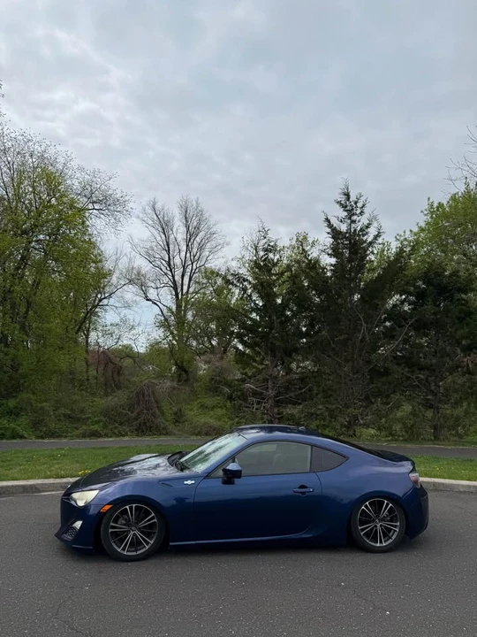 2013 Scion FR-S - Image 5 of 13