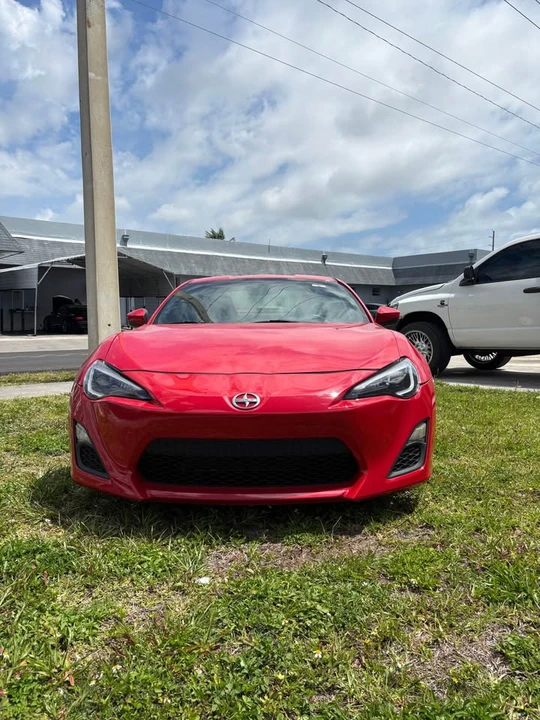 2013 Scion FR-S - Image 2 of 11