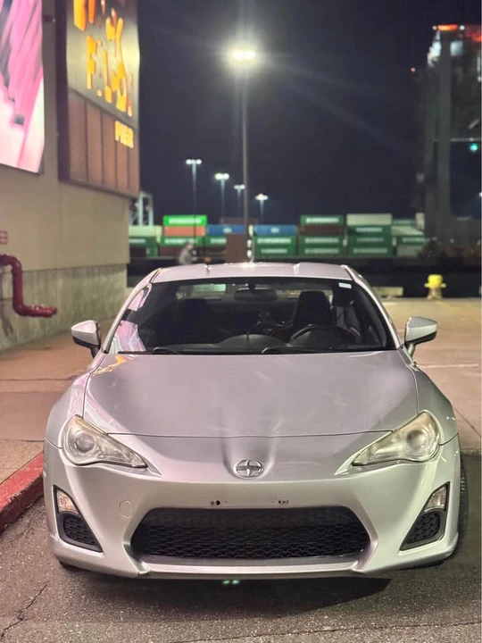2013 Scion FR-S - Image 2 of 5