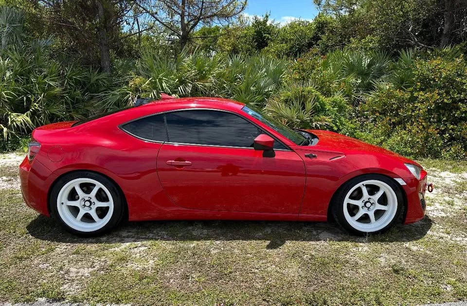 2013 Scion FR-S - Image 6 of 9
