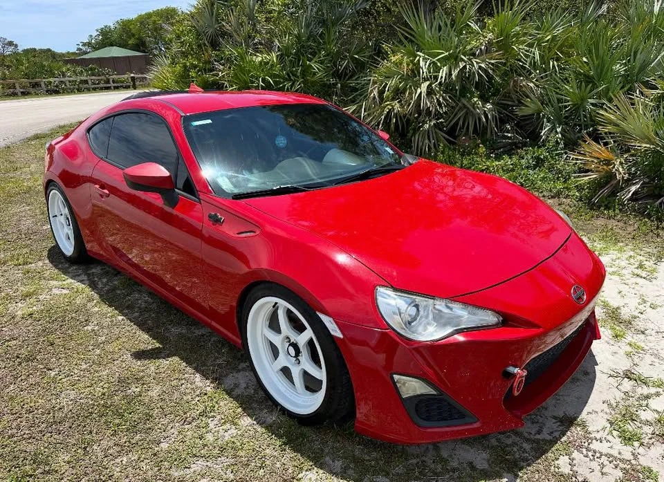 2013 Scion FR-S - Image 2 of 9