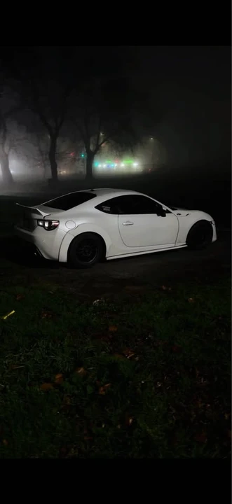 2013 Scion FR-S - Image 7 of 8