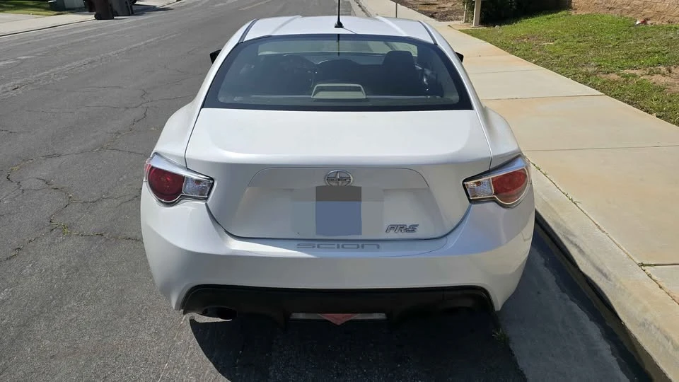 2013 Scion FR-S - Image 4 of 11